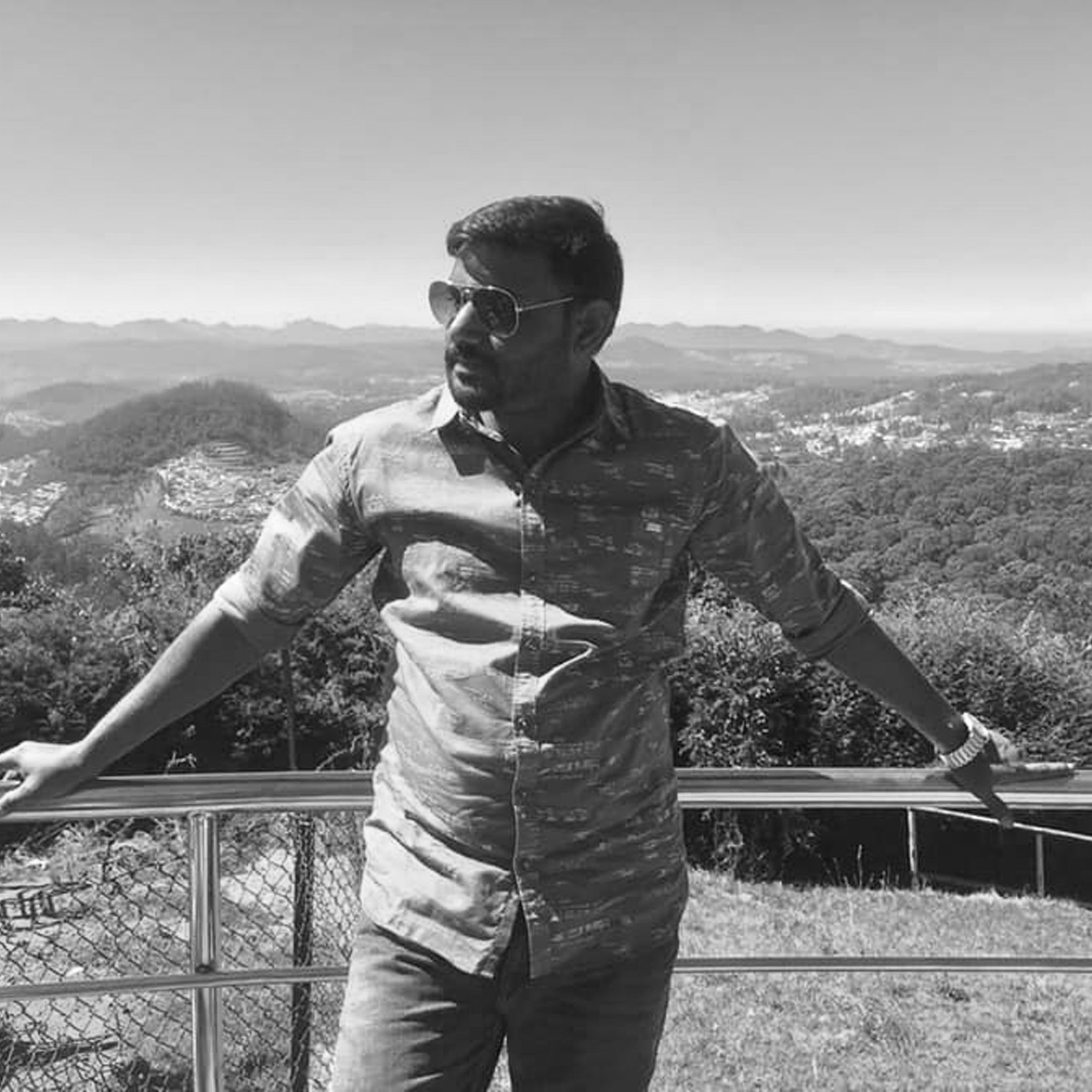 Raj Kumar — Co-Founder & CFO of Photobee.ai